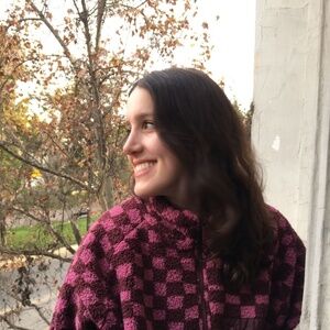 Meet your Posher, Alyssa